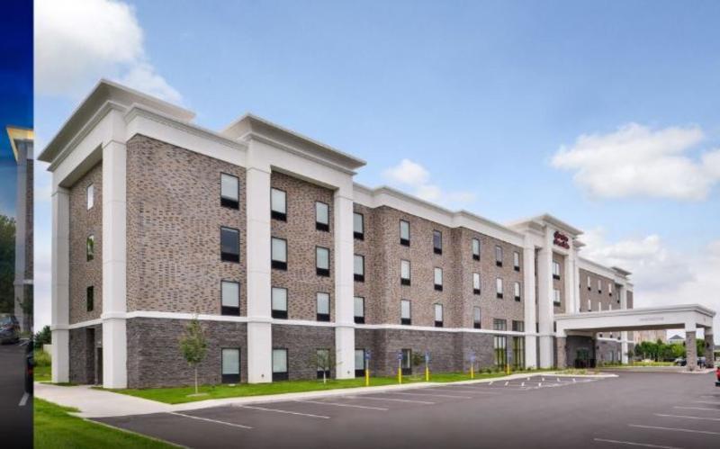 Hampton Inn & Suites Saint Paul Oakdale Woodbury Exterior photo